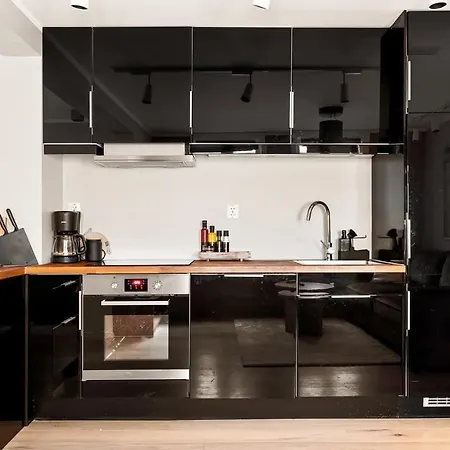 Apartment Location - Location - Location I Peace & Sonos *